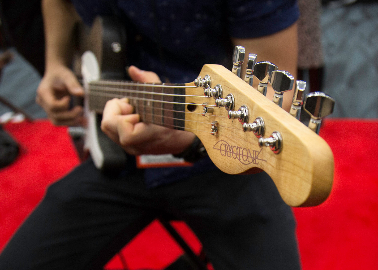 CryoTone Classic T Guitar