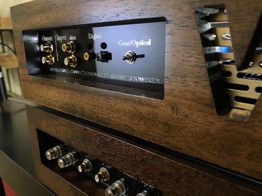 LiquaTube Preamplifier - DAC 5670